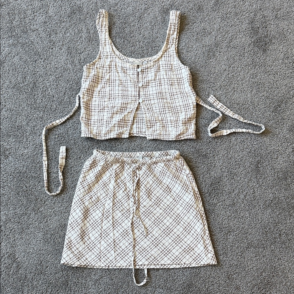Rhythm Checkered Top and Bottom Set in Cream and Brown size Small